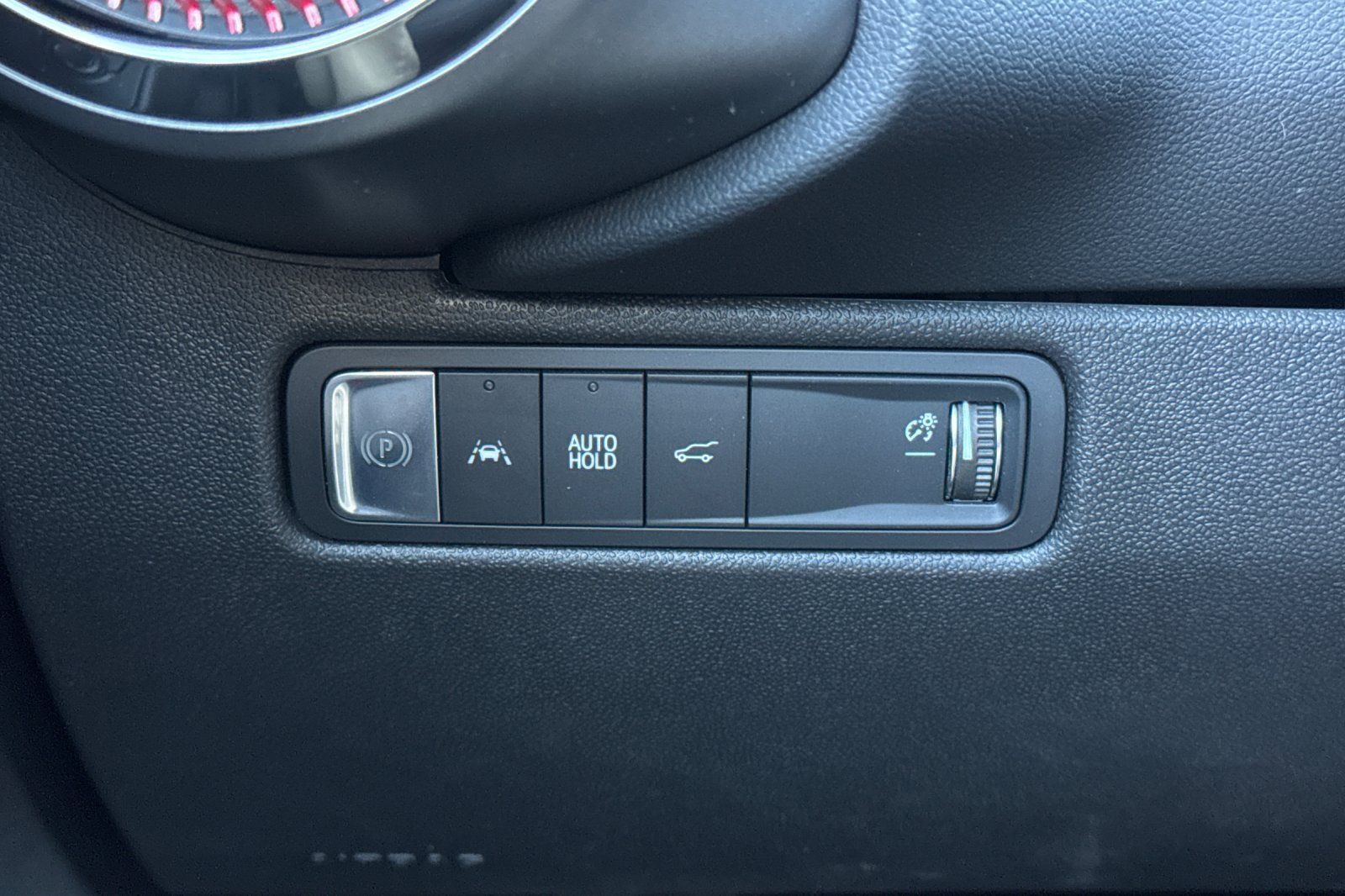 Used 2024 Chevrolet Equinox EV RS FWD image 38