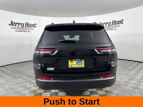 Used 2023 Jeep Grand Cherokee L Laredo AWD/4WD image 7
