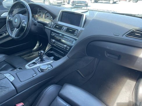 Used 2015 BMW M6 Convertible RWD image 3