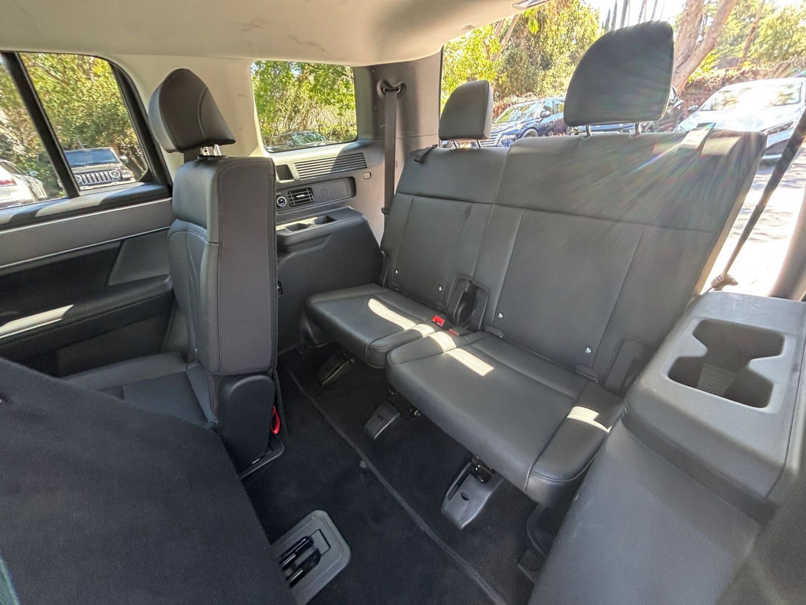 Used 2025 Hyundai Santa Fe SEL AWD/4WD image 30