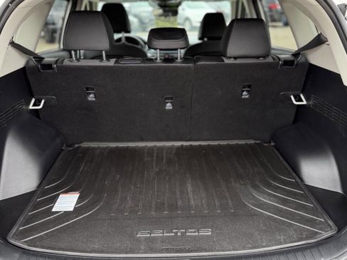 Used 2023 Kia Seltos S image 19