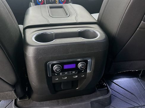Used 2023 Chevrolet Tahoe Z71 w/ Luxury Package AWD/4WD image 27