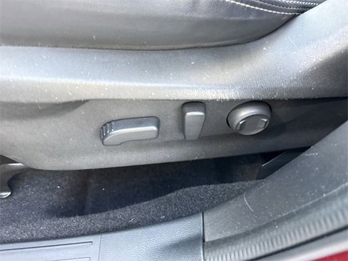 Used 2019 Subaru Forester Limited image 12