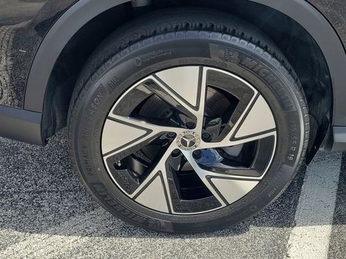 Used 2024 Mercedes-Benz GLC 300 image 7