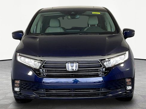 Used 2024 Honda Odyssey EX-L image 2