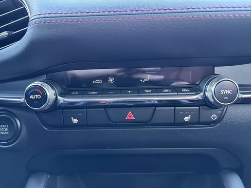 New 2026 MAZDA MAZDA3 Carbon image 19