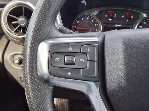 Used 2024 Chevrolet Blazer LT w/ Convenience Package FWD image 13