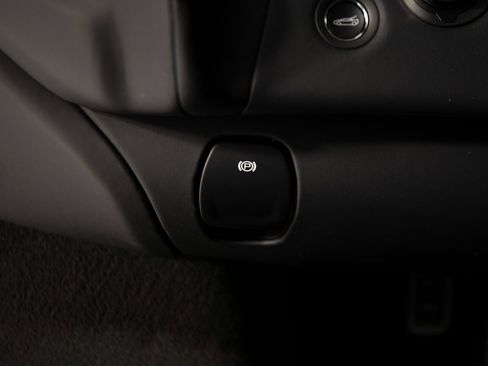 Used 2020 McLaren GT image 20