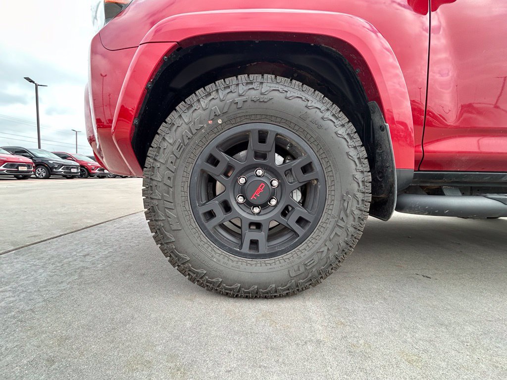 Used 2024 Toyota 4Runner SR5 AWD/4WD image 6