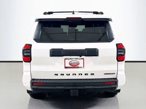 New 2026 Toyota 4Runner TRD Off-Road Premium AWD/4WD image 5
