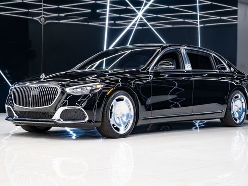 Used 2022 Mercedes-Benz Maybach S 580 4MATIC image 3