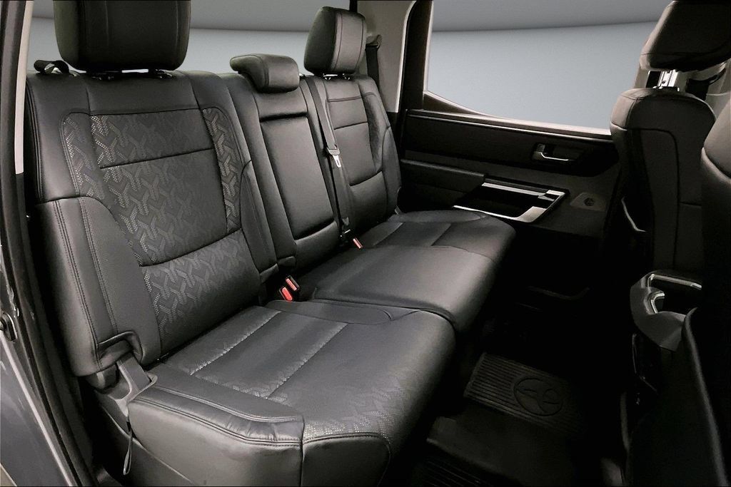 Used 2023 Toyota Tundra Limited AWD/4WD image 26