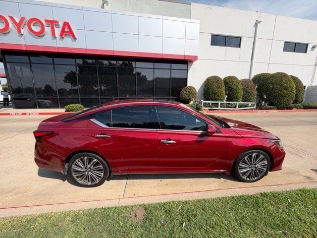 Used 2023 Nissan Altima 2.5 SL FWD image 5
