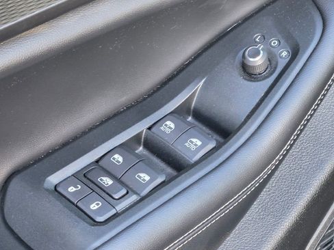 Certified 2024 Jeep Grand Cherokee Laredo X w/ Luxury Tech Group I image 20