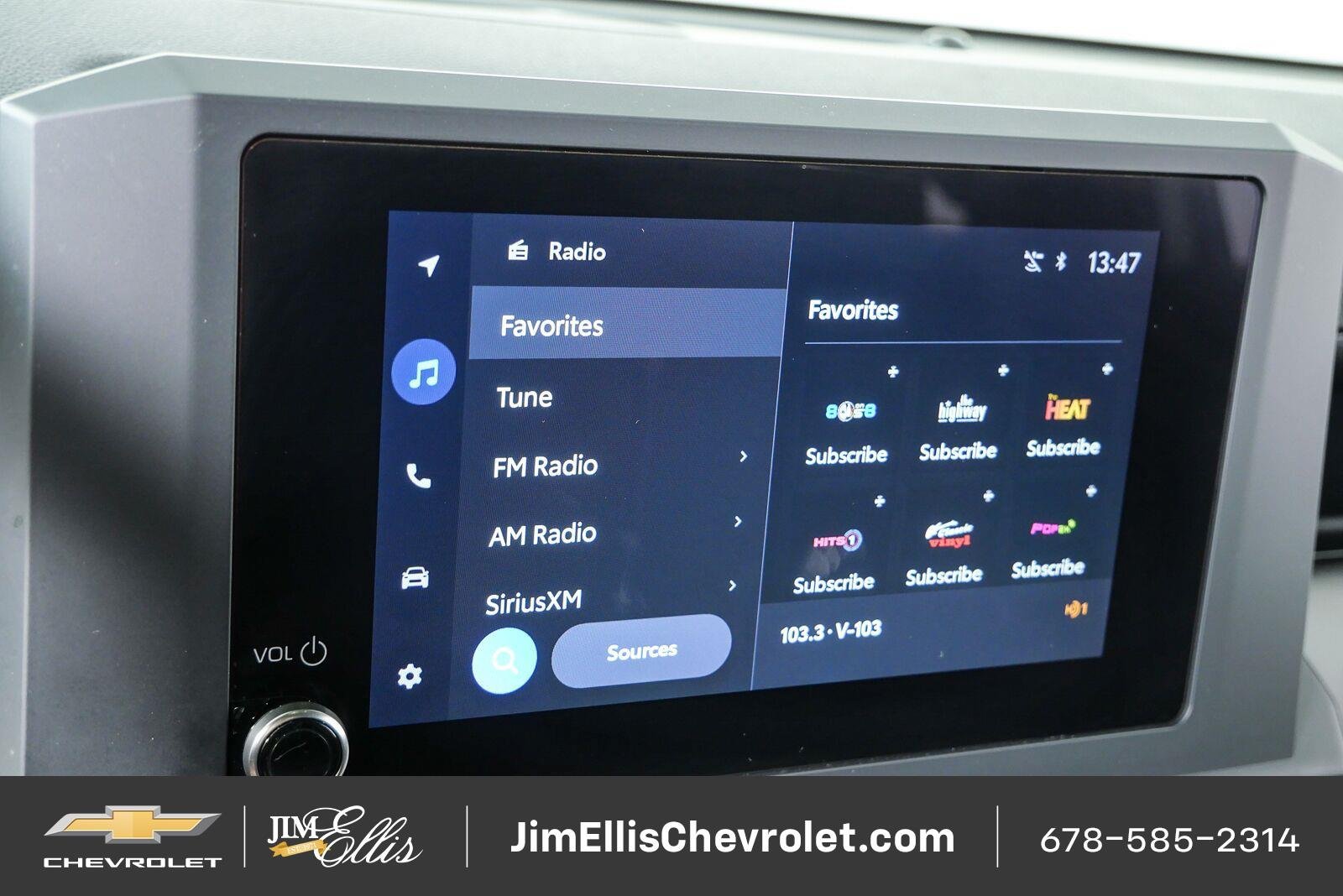 Used 2025 Toyota 4Runner SR5 RWD image 13