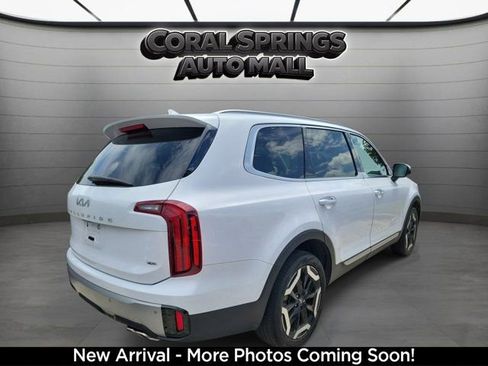 Certified 2023 Kia Telluride S AWD/4WD image 4