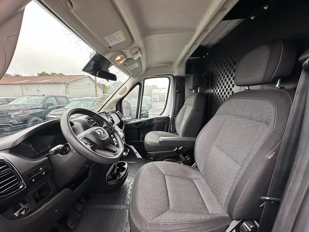 Used 2025 RAM ProMaster 2500 w/ U-Haul Equipment Group FWD image 3