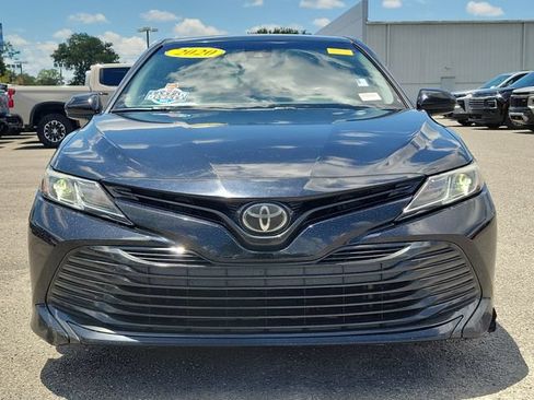 Used 2020 Toyota Camry LE FWD image 7
