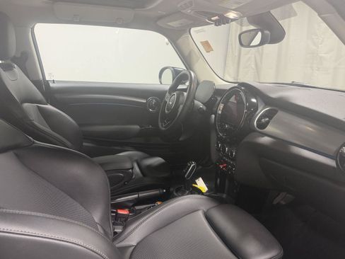 Used 2022 MINI Cooper S w/ Premium Package FWD image 7