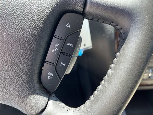 Used 2012 Chevrolet Impala LTZ FWD image 28