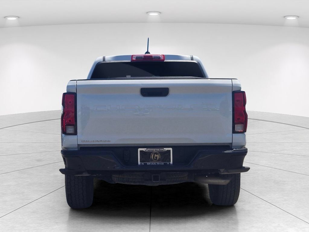 Used 2025 Chevrolet Colorado W/T AWD/4WD image 6