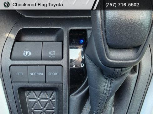 Used 2025 Toyota RAV4 XLE w/ Convenience Package FWD image 18