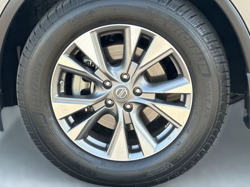 Used 2017 Nissan Murano SL w/ Cargo Package FWD image 12