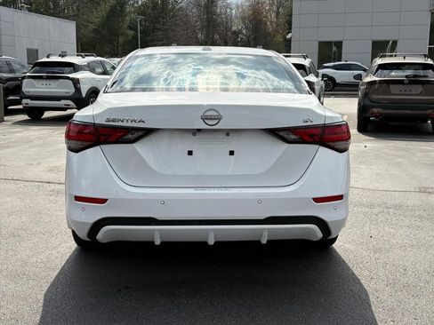 Used 2024 Nissan Sentra SV image 7