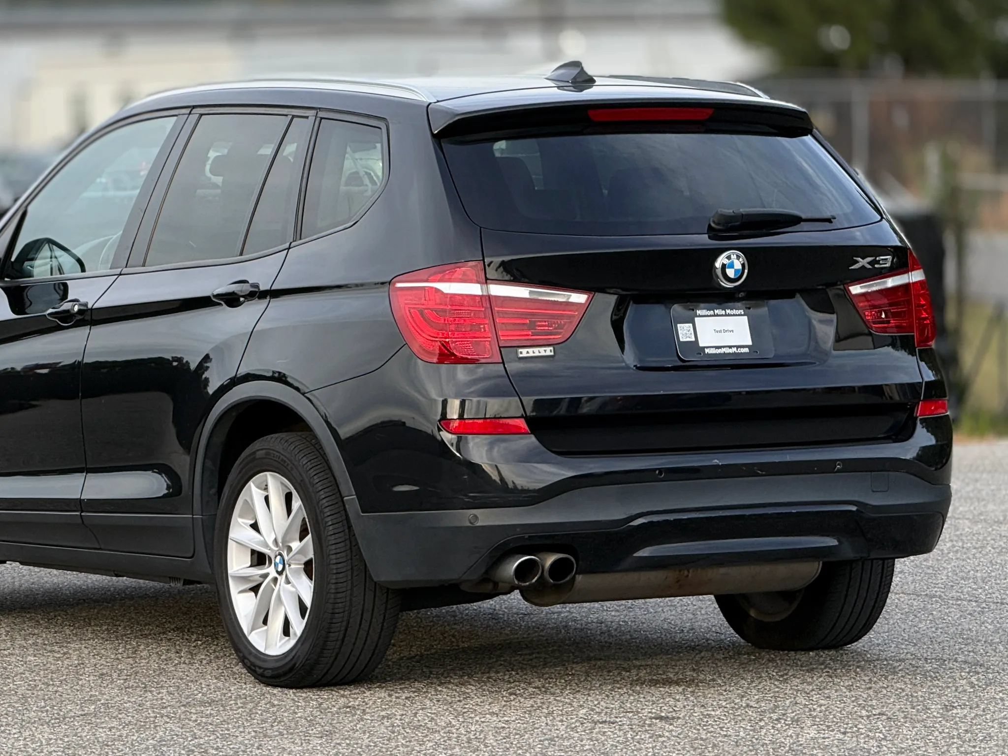 Used 2016 BMW X3 xDrive28i AWD/4WD image 16
