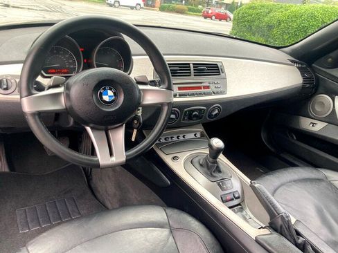 Used 2003 BMW Z4 2.5i image 17