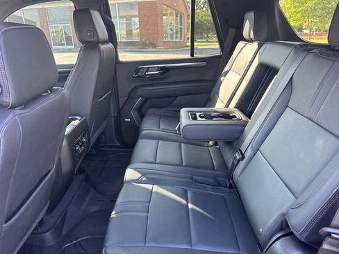 Used 2025 Chevrolet Tahoe RST w/ Comfort Package AWD/4WD image 11