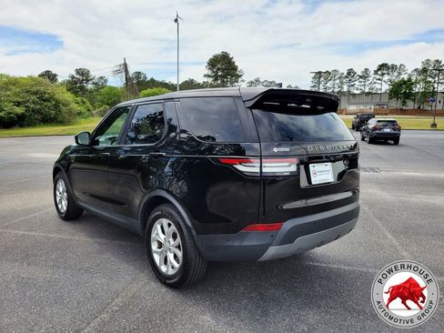 Used 2020 Land Rover Discovery SE AWD/4WD image 4