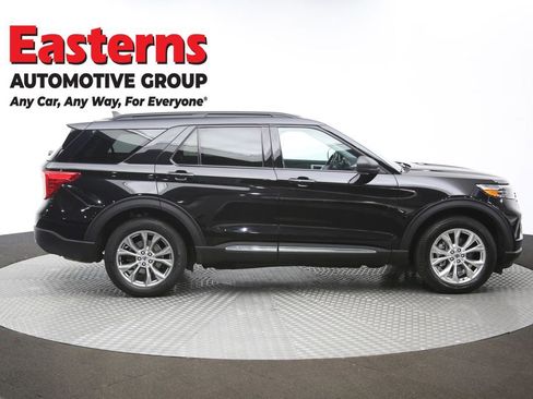 Used 2022 Ford Explorer XLT w/ Equipment Group 202A image 47