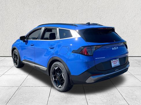 New 2026 Kia Sportage EX w/ EX Panorama Roof Package image 5