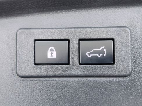 Used 2025 Subaru Outback Onyx Edition image 34