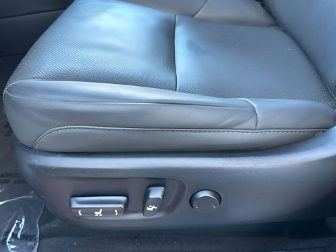 Certified 2023 Lexus GX 460 Premium w/ Premium Plus Package AWD/4WD image 16