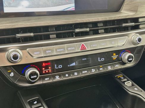 Certified 2024 Kia Telluride EX X-Line AWD/4WD image 28