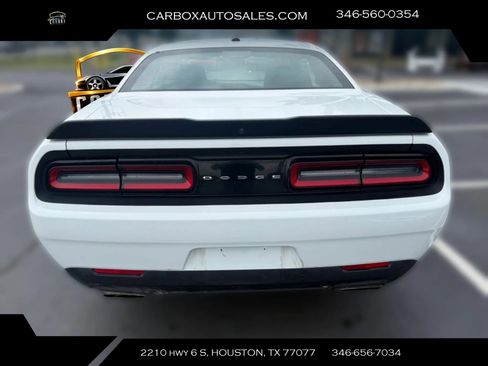 Used 2023 Dodge Challenger R/T image 4