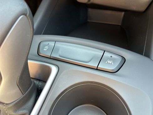 New 2026 Chevrolet Trax LS w/ LS Convenience Package FWD image 29