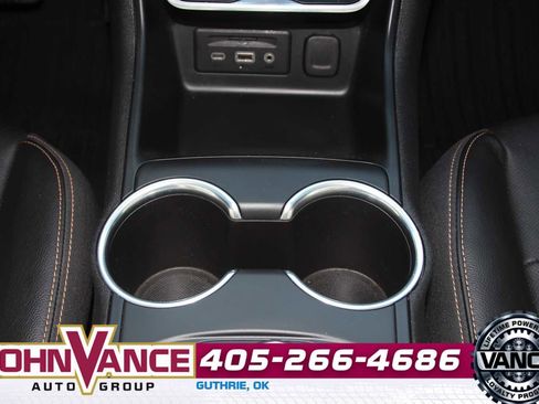 Used 2020 GMC Terrain SLT w/ Preferred Package image 28