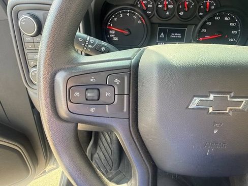 Used 2024 Chevrolet Silverado 1500 Custom Trail Boss AWD/4WD image 30