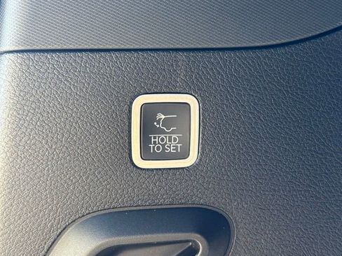 New 2026 Jeep Grand Wagoneer Limited w/ Convenience Group I image 12