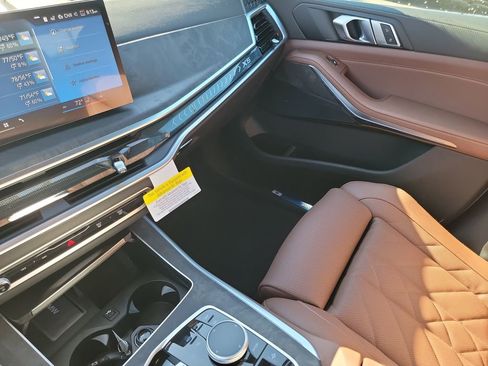 New 2026 BMW X5 xDrive50e w/ Parking Assistance Package image 18