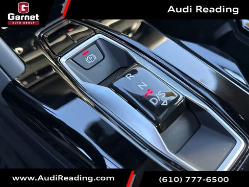Used 2025 Audi Q5 Premium w/ Convenience Package image 25
