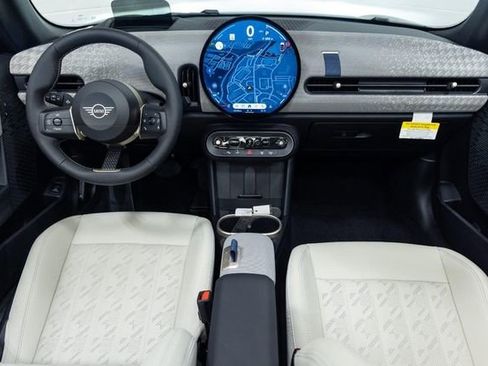 Used 2025 MINI Cooper S FWD image 19
