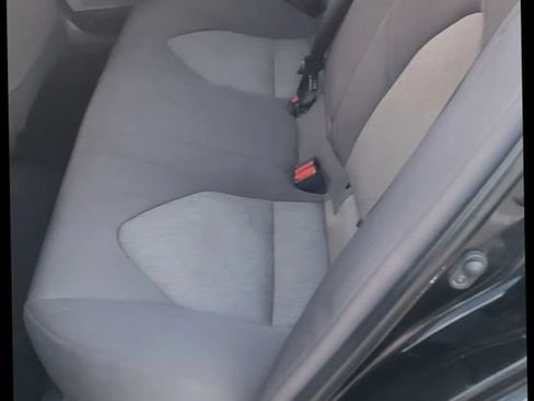 Used 2019 Toyota Camry LE FWD image 15