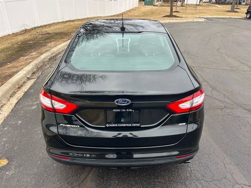 Used 2014 Ford Fusion SE image 6