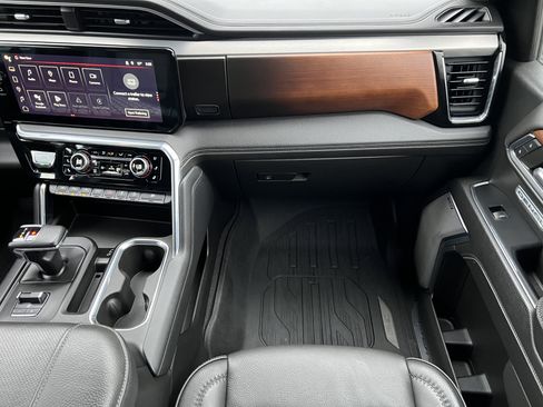 Used 2023 GMC Sierra 1500 Denali w/ Denali Reserve Package image 31