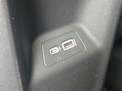 Used 2021 Buick Envision Preferred AWD/4WD image 32