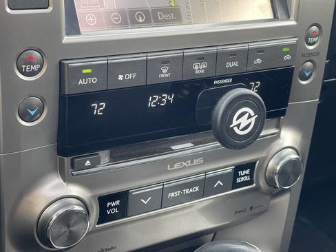 Used 2015 Lexus GX 460 image 31